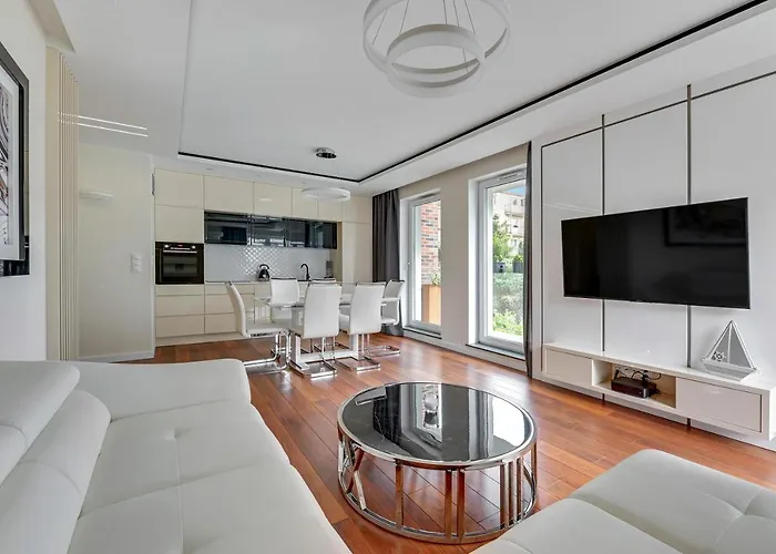 Blue Mandarin Marina