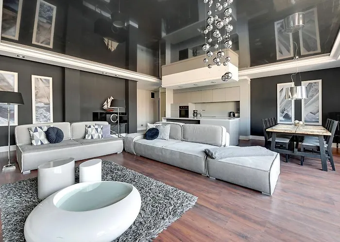 Blue Mandarin Marina