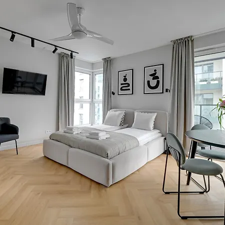 Blue Mandarin Marina