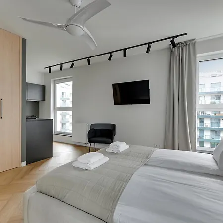 Blue Mandarin Marina Apartment *