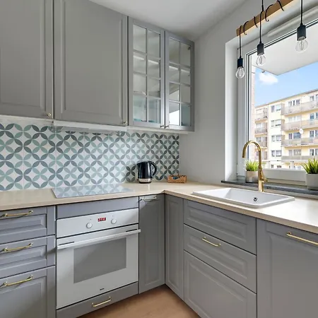 Blue Mandarin Marina Apartment