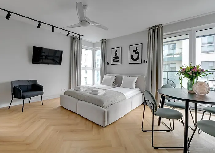 Blue Mandarin Marina